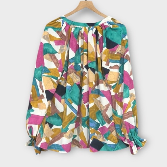 Entro Abstract Pattern Long Sleeve Button Front Loose Fit Ruffle Top Size Large - Picture 7 of 14